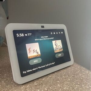 Echo Show 8
